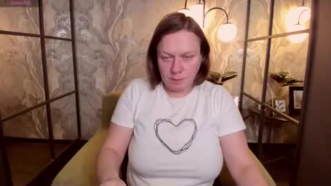 Snapshot of kellysuper chatting on February 24, 1:10 pm Kelly online show from February 24, 1:10 pm