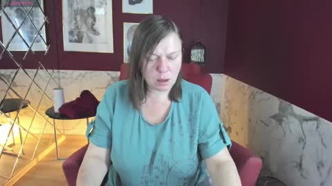 Snapshot of kellysuper chatting on September 24, 5:22 am Kelly online show from September 24, 5:22 am