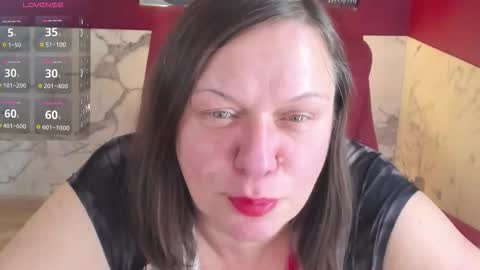 Snapshot of kellysuper chatting on September 26, 6:28 am Kelly online show from September 26, 6:28 am