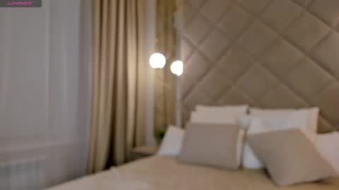 kellyy_bern online show from November 4, 1:16 am