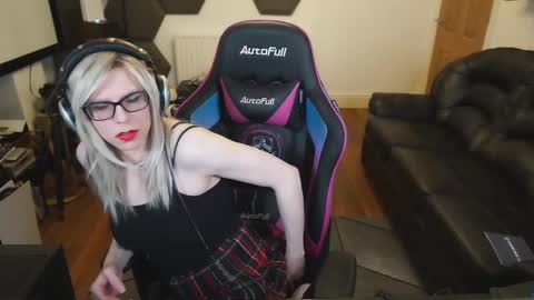 Snapshot of kelseycobalt chatting on February 13, 8:55 pm kelseycobalt online show from February 13, 8:55 pm