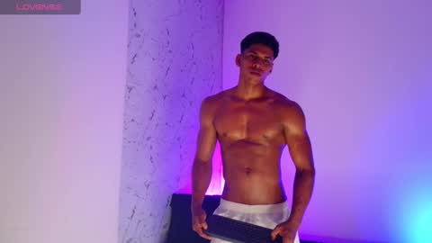 Snapshot of ken__owensx chatting on November 4, 4:22 am ken__owensx online show from November 4, 4:22 am