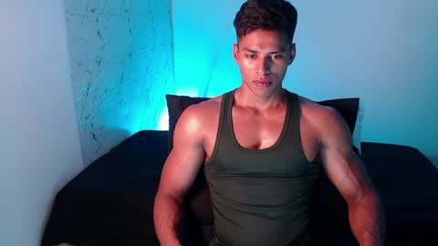 ken__owensx online show from May 24, 5:40 pm