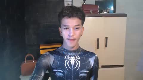 Snapshot of ken_bigcockxx chatting on February 10, 10:31 am Ken online show from February 10, 10:31 am