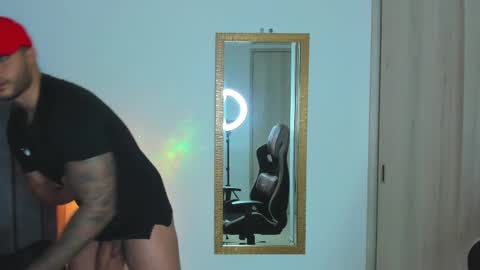 Snapshot of ken_mailik chatting on March 1, 5:20 am ken_mailik online show from March 1, 5:20 am