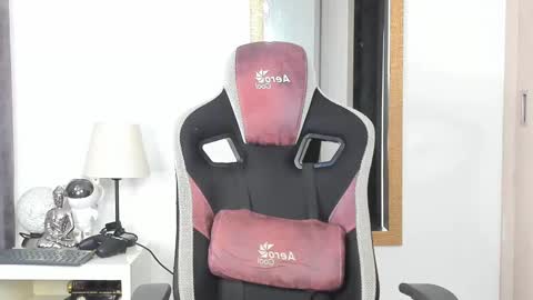 Snapshot of ken_mailik chatting on October 12, 5:39 am ken_mailik online show from October 12, 5:39 am