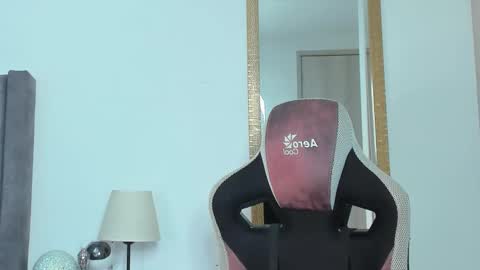 Snapshot of ken_mailik chatting on October 19, 6:03 am ken_mailik online show from October 19, 6:03 am