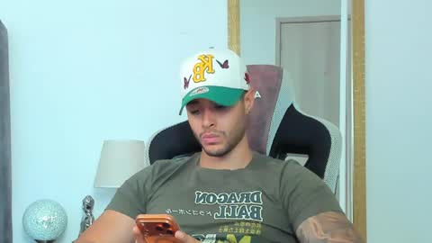 Snapshot of ken_mailik chatting on April 27, 2:42 am ken_mailik online show from April 27, 2:42 am