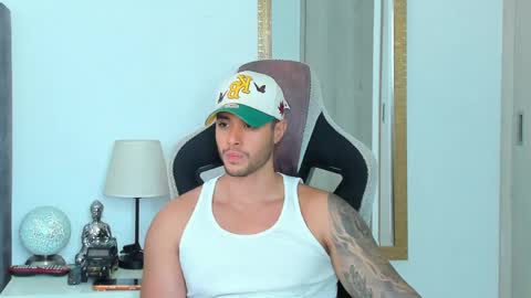 Snapshot of ken_mailik chatting on June 7, 1:32 am ken_mailik online show from June 7, 1:32 am
