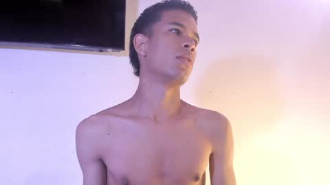 Julian Rivera   online show from February 6, 12:16 pm