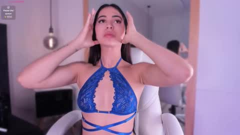 Snapshot of kendall__blake chatting on September 13, 11:54 am online show from September 13, 11:54 am