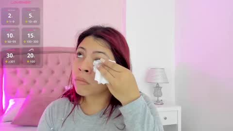 Snapshot of kendall__fox chatting on November 12, 5:52 am Kendall online show from November 12, 5:52 am