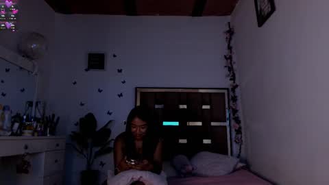 Kendall ewers online show from April 11, 1:32 am