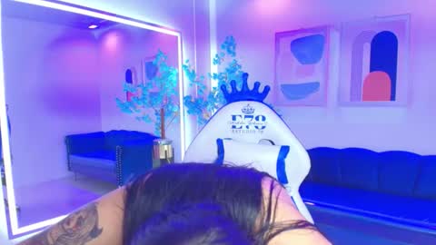 Kendall  online show from January 15, 4:06 am