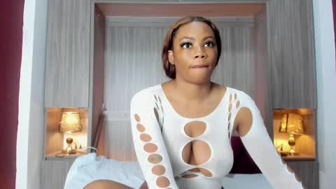 Snapshot of kendallrosse1 chatting on February 13, 11:39 am Kendal online show from February 13, 11:39 am