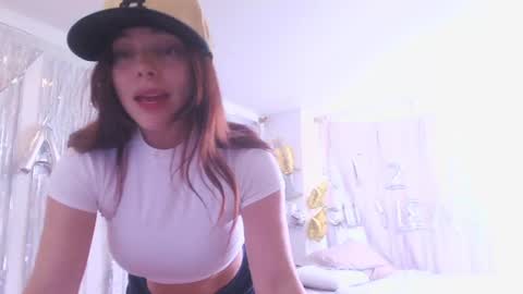 Snapshot of kendalltyler chatting on November 19, 4:40 pm kendall online show from November 19, 4:40 pm