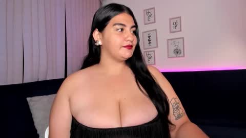 Snapshot of kendra_crow chatting on November 4, 8:57 am Kendra crow online show from November 4, 8:57 am