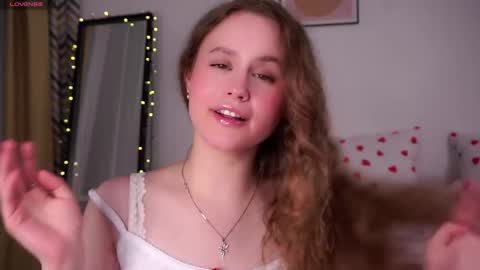 Kira online show from April 11, 10:36 pm