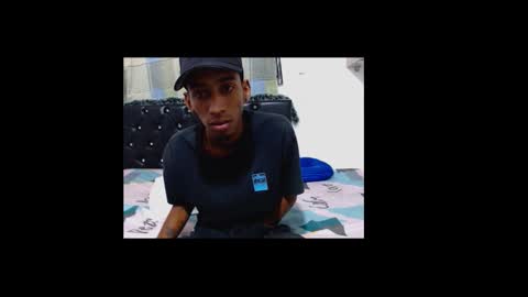 Snapshot of kendry2130 chatting on December 17, 3:45 am kendry-king 1 online show from December 17, 3:45 am