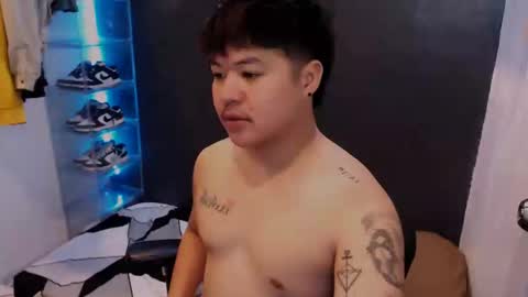 Snapshot of kenhotline911 chatting on February 4, 9:17 am ken online show from February 4, 9:17 am