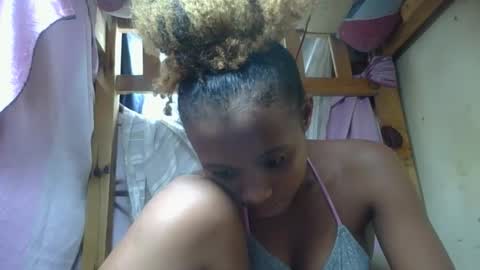 kenilange online show from December 22, 3:42 pm