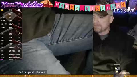 Snapshot of kenkuddles chatting on December 5, 1:47 am Ken Kuddles online show from December 5, 1:47 am