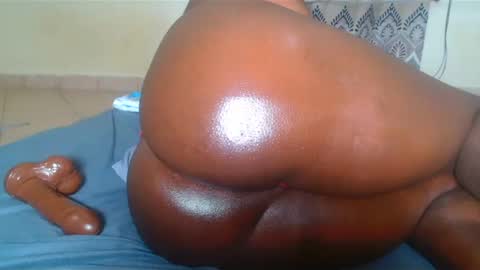 Kenia online show from December 10, 12:50 am