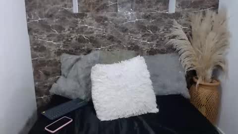 kennethcodyy online show from November 8, 11:21 am