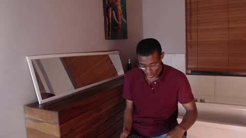 Kenny Thompson online show from February 22, 7:45 pm