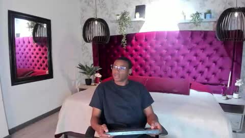 Kenny Thompson online show from February 23, 8:17 pm