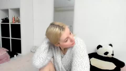 Kenzie online show from March 8, 2:54 pm