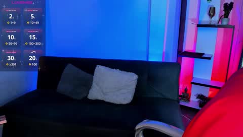 Snapshot of kenziesharik chatting on November 27, 6:26 am Kenzie online show from November 27, 6:26 am