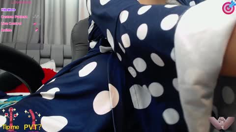 Snapshot of keranimaralaa33409304290 chatting on January 9, 4:28 pm Kerani online show from January 9, 4:28 pm