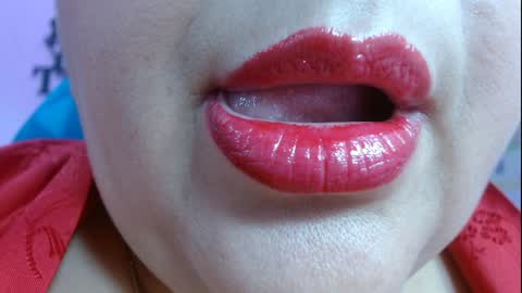 K E R L Y online show from January 13, 7:10 pm