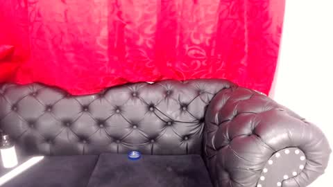 K E R L Y online show from January 14, 9:20 pm