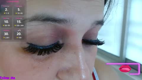 K E R L Y online show from November 24, 3:45 pm