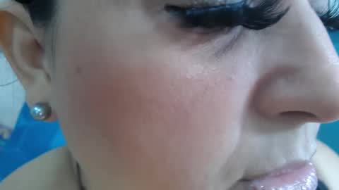 K E R L Y online show from February 15, 1:09 pm