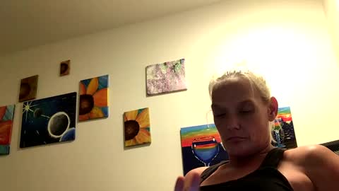 Snapshot of keroseneangel chatting on September 15, 7:08 am KeroseneAngel online show from September 15, 7:08 am