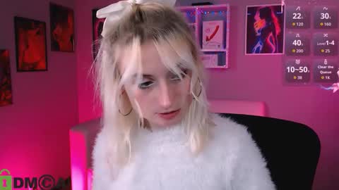 Snapshot of kerry_derry chatting on October 9, 7:56 pm kara online show from October 9, 7:56 pm