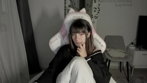 Snapshot of kesh_mne chatting on September 10, 6:19 pm kesh_mne online show from September 10, 6:19 pm