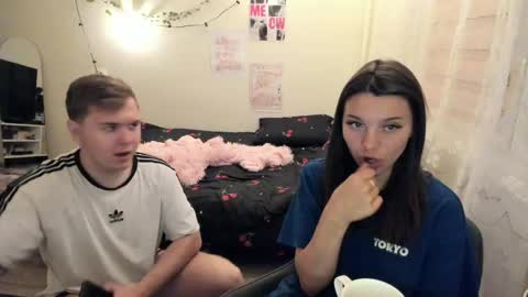 Snapshot of kesh_mne chatting on June 6, 8:13 pm kesh_mne online show from June 6, 8:13 pm