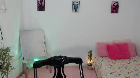 Snapshot of kesha_brooks chatting on October 8, 3:42 pm Mia online show from October 8, 3:42 pm