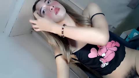 Snapshot of kettlyn18 chatting on October 26, 6:41 am kettlyn18 online show from October 26, 6:41 am