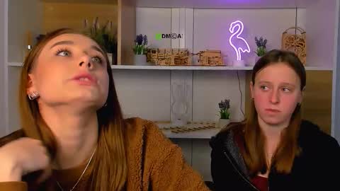 Snapshot of keuli_li chatting on December 19, 12:23 pm keuli_li online show from December 19, 12:23 pm