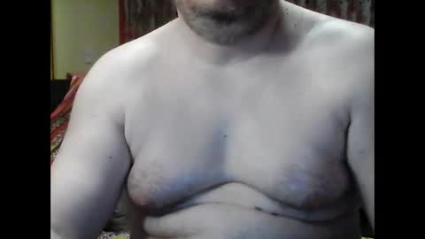 Snapshot of kevin803908 chatting on October 30, 10:32 pm kevin803908 online show from October 30, 10:32 pm