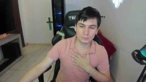 Snapshot of kevin873s chatting on November 6, 11:37 pm Kevin online show from November 6, 11:37 pm