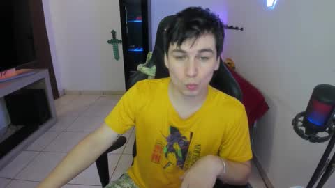 Snapshot of kevin873s chatting on November 10, 11:26 pm Kevin online show from November 10, 11:26 pm