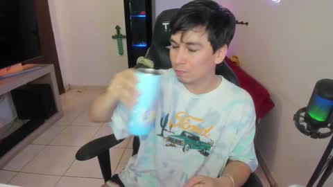 Snapshot of kevin873s chatting on November 14, 11:24 pm Kevin online show from November 14, 11:24 pm