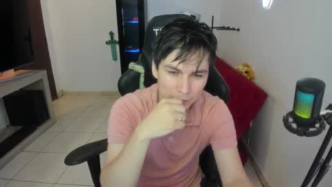 Snapshot of kevin873s chatting on November 20, 11:15 pm Kevin online show from November 20, 11:15 pm