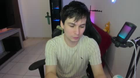 Snapshot of kevin873s chatting on November 21, 11:25 pm Kevin online show from November 21, 11:25 pm